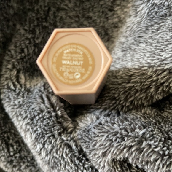 Fenty Walnut Match Stix Matte Skinstick - Picture 5 of 5